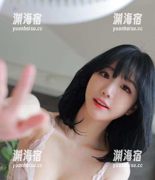 Addielyn(에디린)白衣少女，福利来了，图片上一定藏了什么未解之谜。