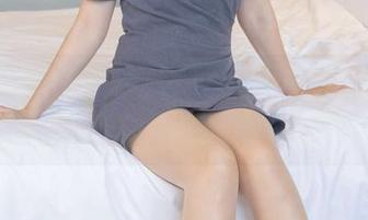 BoBoSocks袜啵啵 – 一窥小甜豆的另类风情，黑色渔网袜的图库精选。