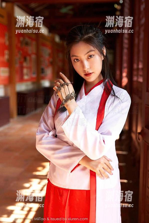 MiiTao蜜桃社-缇娜美Tinami MiiTao蜜桃社 - 今天分享的是学姐缇娜美Tinami的原图,谁让她的风采让人捉摸不透呢!