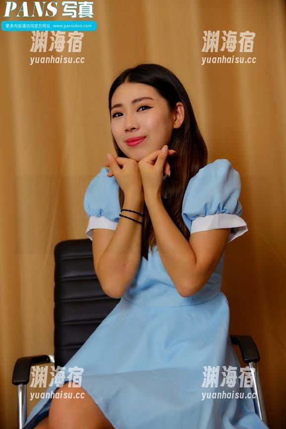 PANS写真-小曦 PANS写真 - 小曦的私拍:新模试镜,能不能不要那么会摆pose啊,真的是挑眼球的高手。