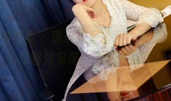 PANS写真 – 琪琪裸足套图，下载速度快，保暖效率高，不怕冻脚啦！