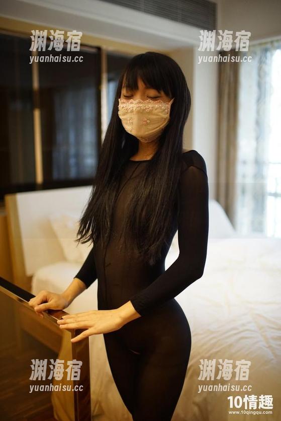 ROSI图包来了，长筒黑色丝袜福利不容错过，快点子打开！