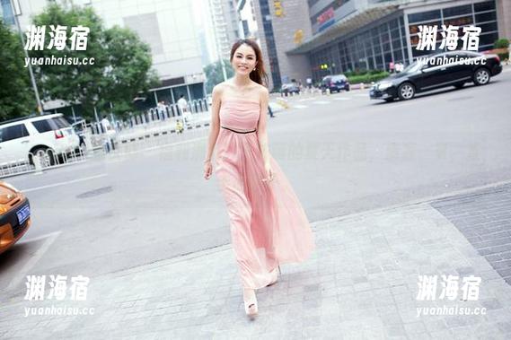 TuiGirl推女郎-王依萌 TuiGirl推女郎 - 福利满满,王依萌的夏天作品,清凉一夏,直击心窝子。