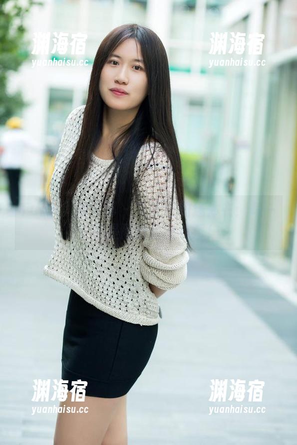 TuiGirl推女郎-艾栗栗 TuiGirl推女郎 - 艾栗栗的连体衣:每一寸都是网盘里的欢乐!