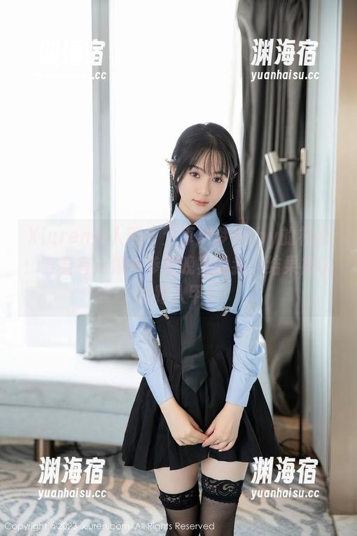 Xiuren秀人网 - 分享M梦baby的礼服：穿着有点像去参加晚宴的我，结果被认作路人甲！