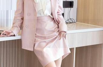 Xiuren秀人网 – 刘婷婷的女孩味道，快来图包里寻找！