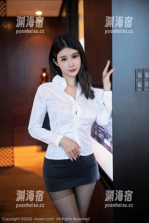 Xiuren秀人网 - 不小心点开杨晨晨Yome的比基尼免费图集，整个人都飘了，稍微...有点神志不清