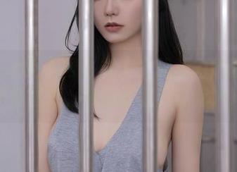 Xiuren秀人网 – 林文文战斗力爆表的圣诞高清图库，谁说圣诞只能吃火鸡？