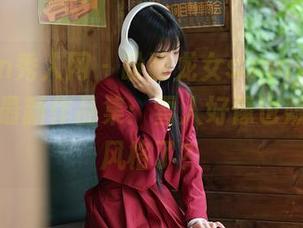 Xiuren秀人网 – 盼盼龙女sunny圣诞特别版，最新作品集：雪人好像也嫉妒她的风格了？