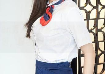 Xiuren秀人网 – 金允珍呐的全套写真来啦，粉色系让我心中小鹿乱撞