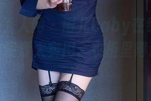 Xiuren秀人网 – 雨儿baby在线：短裤加身，这资源太实用，衣柜里得添一条啊！