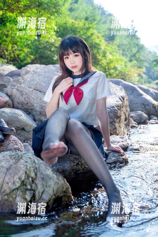 miko酱ww 喔!不止是短裤,miko酱ww的图包还有种隐隐约约的甜,刚刚好!