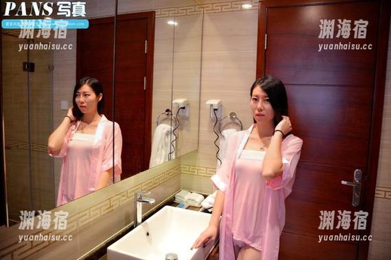 pans-夏涵 pans - 为啥夏涵穿上旗袍后,图册里的每一页都像是一阵风,轻轻拂过我的心?