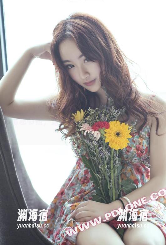 partycat轰趴猫 - 看Ellie艾栗栗的高清秘书照，脑海里突然浮现“老板”的角色……