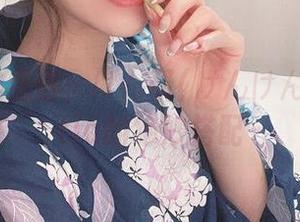 图集里的私语：けん研(けんけん)与Fantia的绝妙搭配