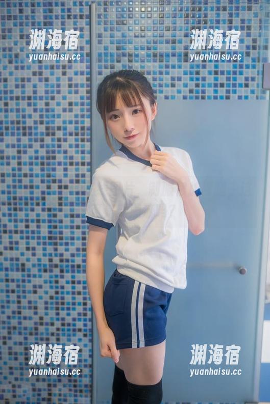 喵糖映画的在线图片，制服裙加裸腿，这算是新潮流吗？