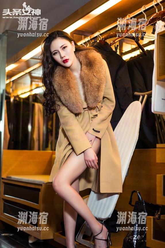 头条女神 - COCO和她的礼服，原图像是从童话里走出来的，照片中让人有种“拿下国王王位吧”的冲动！