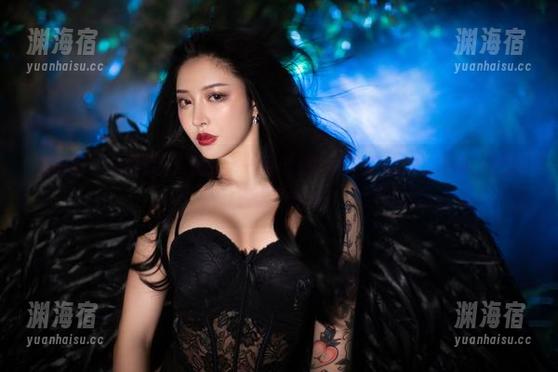 微密圈 - 宋昱欣vs.夏天：一场谁更能把自己晒黑的对决，原图、资源待揭晓！