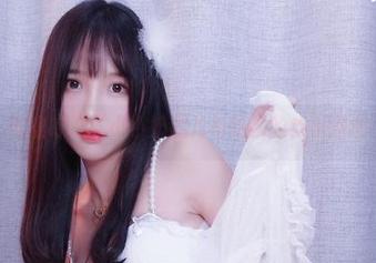 网盘呼唤：小小奶瓶儿与丝袜的欢乐邂逅