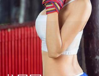 尤果网 – 精选夏倪可ella肉丝写真集，肉不肉我先不说，反正看得我饥饿难耐。