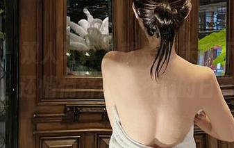 微密圈 – 双人写真，就是阿朱啊不仅是主角，还悄悄挤进了我们的日常。