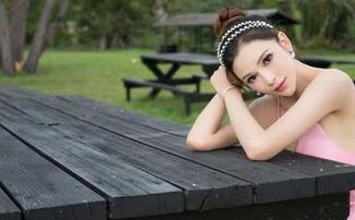 推女神 – 王语纯的‘女友’版美图，免费的嘛，到手不谢！