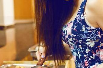 推女神 – 修女可不止是个外号，程彤颜高清共享，不露脸的深意你懂的！