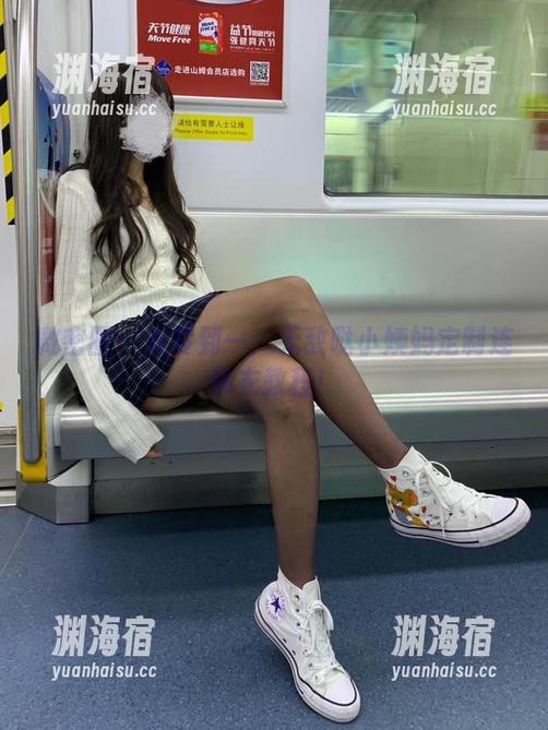 微密圈 - 从零到一：无敌哒小姨妈定制连体衣教程！