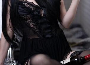 是三不是世w的图库奇遇：死库水与温柔的角落。