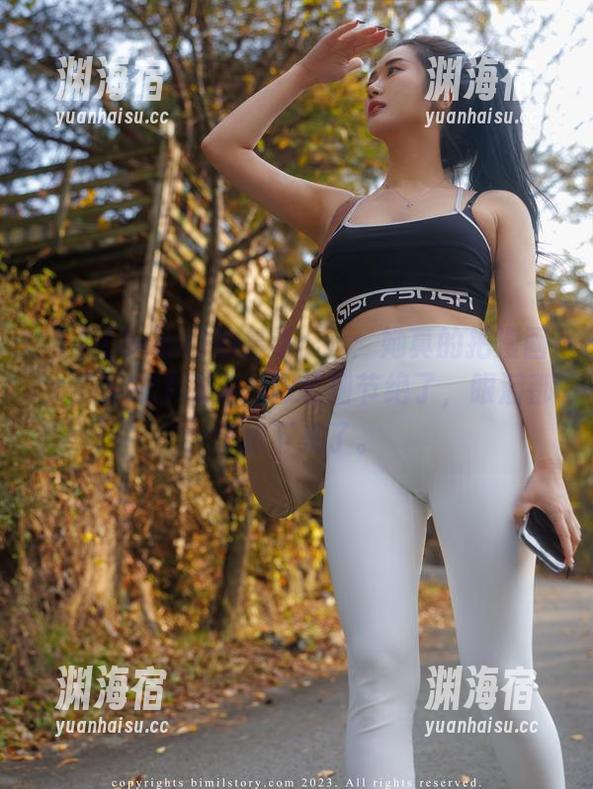普美(bomi)的最新cos：她真的把漫画女孩变成了现实，服装细节绝了，眼泪都快掉下来了。