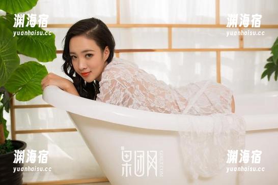 果团网 - 这是裤里丝的真义吗？观看莫雅淇带来的混搭合集。