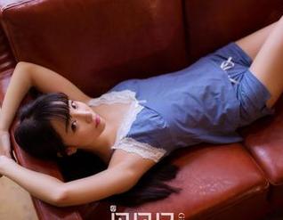 果团网 – 不得不说，龚玥菲的制服图包更新让我有种想上课的冲动