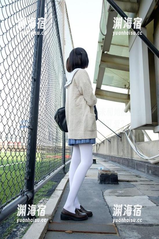 森萝财团-甜米 森萝财团 - 精选写真集:甜米和她的白丝学妹同学,谁能拒绝这种可爱?