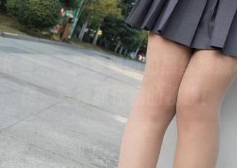 BLACK袭来，森萝财团的黑丝妹妹私拍闺房，直接抓住我的视线！