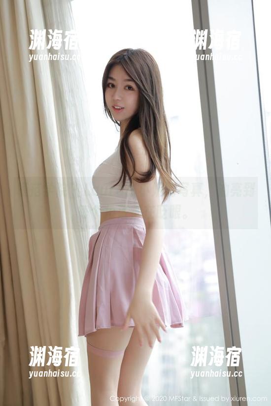模范学院-Laura张小妮 模范学院 - Laura张小妮的写真,油亮到每个角落都在眨眼。