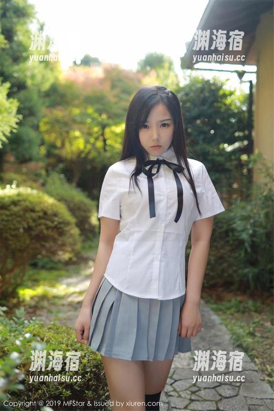 模范学院 - 妞妞koko的内衣美图合集：事实证明，光线可以让一切看起来更加吸引