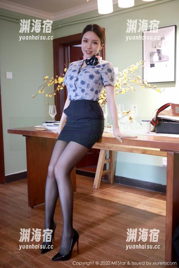 模范学院-李雅柔182CM 模范学院 - 在线!当李雅柔182CM穿上泳衣,堪比海边的时尚救援队!