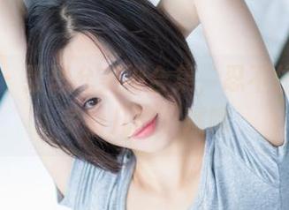 爱蜜社 – 张思允美脚合集，忍不住想偷偷多看几眼，嘿嘿