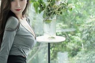 秀人网 – 优酱的肉丝，似乎真的是风靡了整个网络，下载量高得吓人。