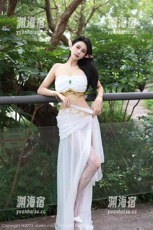 秀人网-安然 秀人网 - 制服领域的安然:原图送上,图包里玩味加倍!