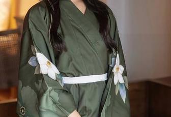 秀人网 – 张思允Nice的体操服作品，这画风着实让人想多看两眼
