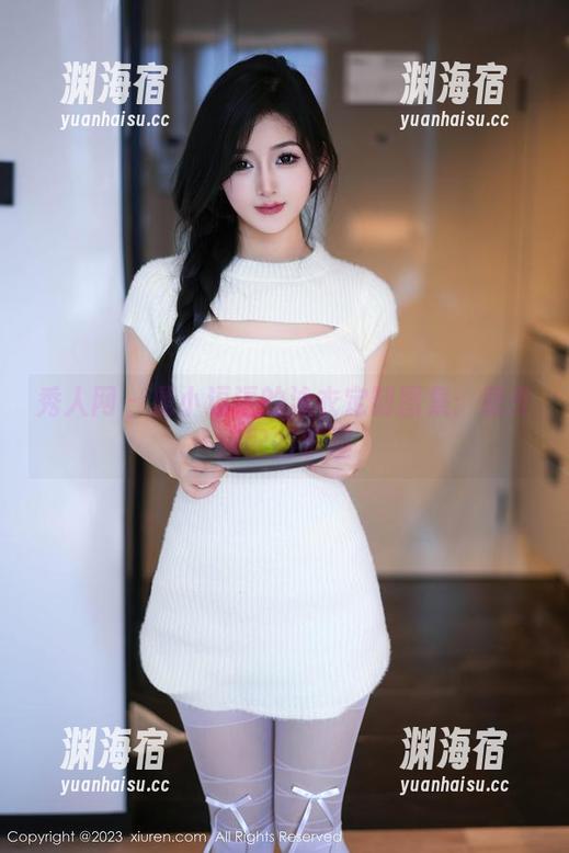 秀人网-是小逗逗 秀人网 - 是小逗逗的泳衣定制图集:意外搭配的乐趣