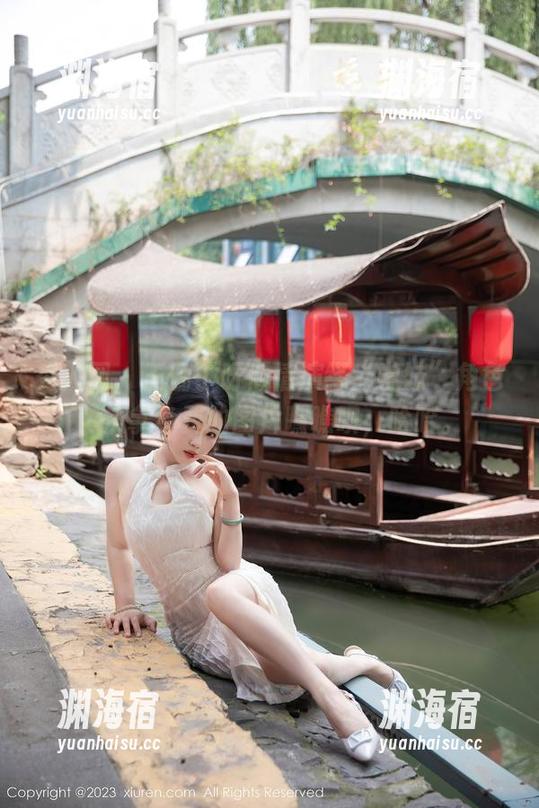 秀人网 - 王俪丁呀倾情演绎“学妹”角色，快拿免费的图片瞧瞧呗，哈哈。
