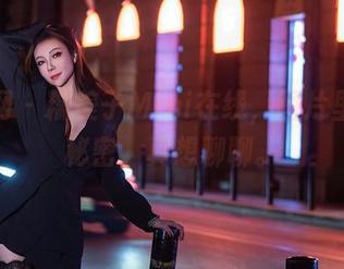 秀人网 – 糯美子Mini在线，图片里的小秘密，真想聊聊。
