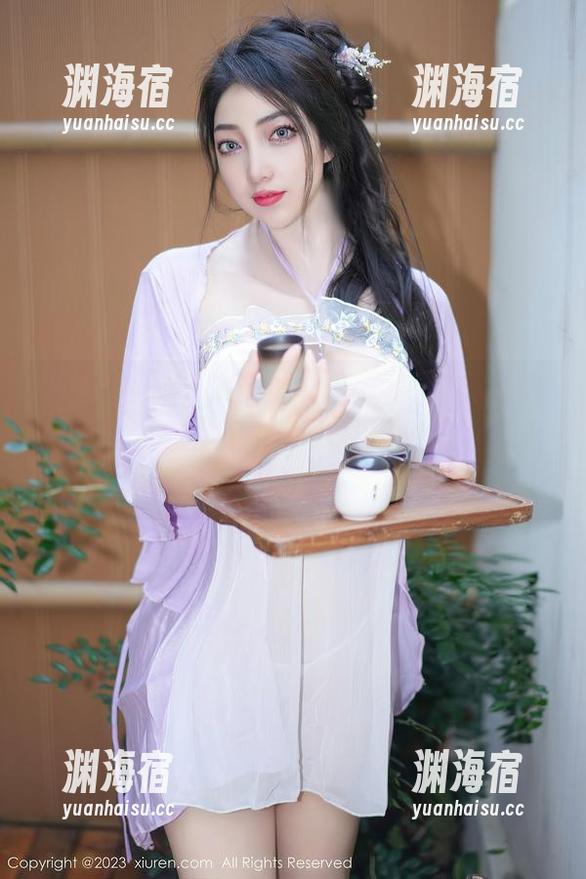 秀人网-顾乔楠Cora 秀人网 - 疯狂想说,顾乔楠Cora穿短裤的样子,私拍原图里闪现出一个自由的心灵。