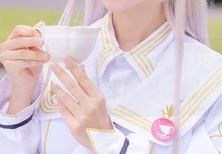 疯狂在线！当紫氯氯的樱花下作品奔向你的视线，没法练习自控！