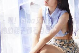 蜜桃社 – 嘿！Gina又带来了新高跟鞋合集–她的鞋子都有自己的小宇宙！