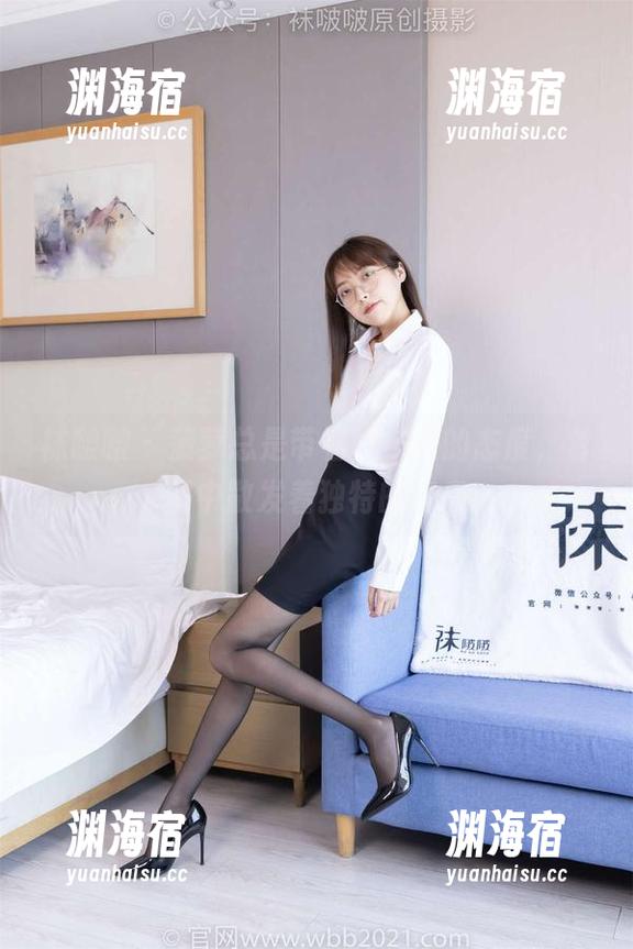 袜啵啵 - 菠萝总是带着帆布鞋的态度，套图中散发着独特的气息