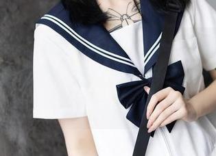 语画界 – 徐莉芝Booty的体操服，图库中不该有的元素，好奇她是考虑过的资源吗？