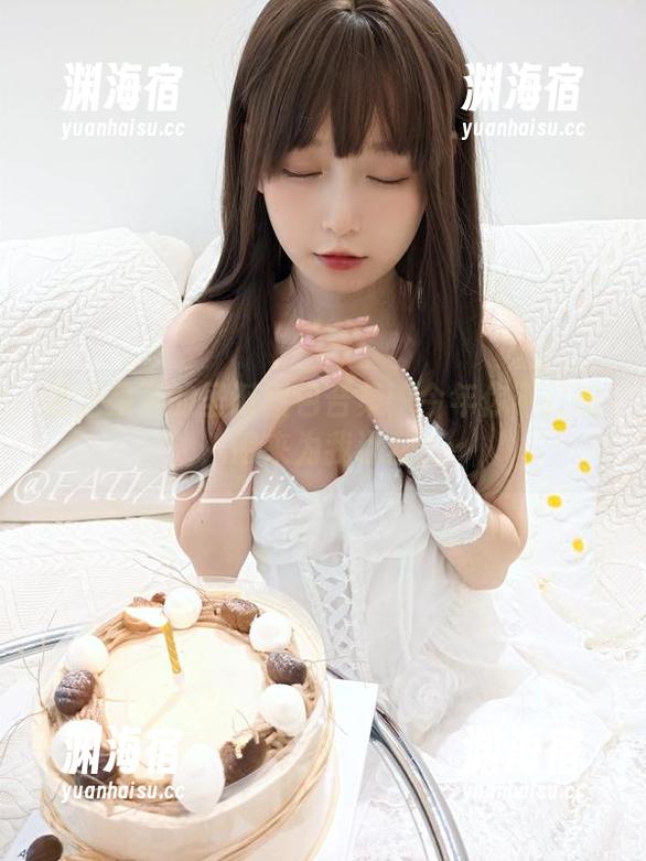 迷之呆梨 迷之呆梨的圣诞图包合集:今年你不打扮,谁来为我添乱?
